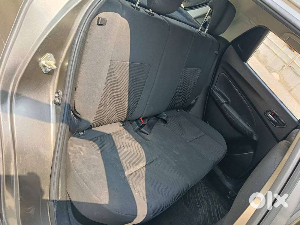 Maruti Suzuki Swift Amt Vvt Zxi, 2018, Petrol