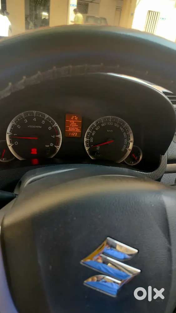 Maruti Suzuki Swift 2015 Petrol 61000 Km Driven