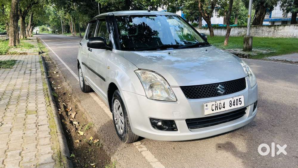 Maruti Suzuki Swift Vxi + Manual, 2007, Petrol
