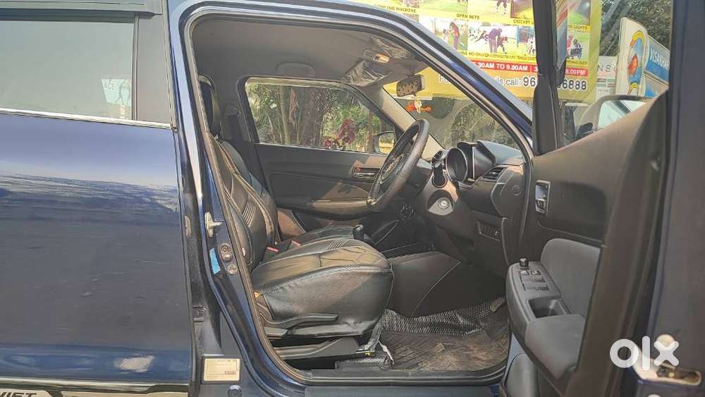 Maruti Suzuki New-gen Swift Vxi, 2023, Petrol