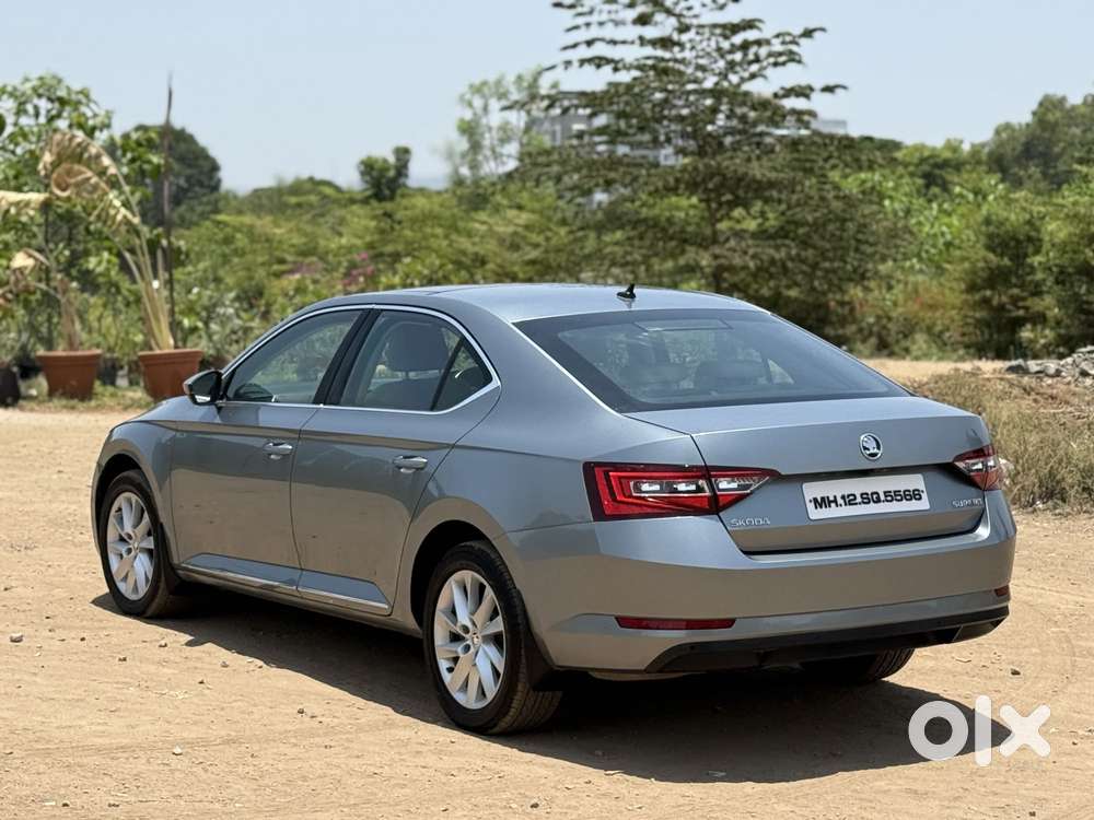 Skoda Superb L&k 1.8 Tsi At, 2020, Petrol