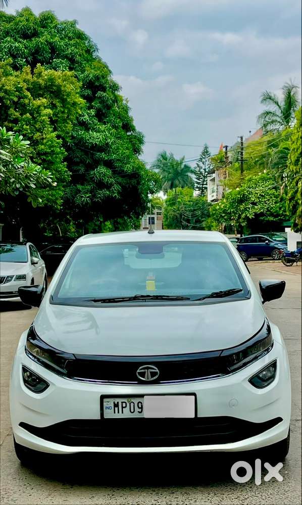 Tata Altroz 1.2 Xt, 2022, Cng & Hybrids