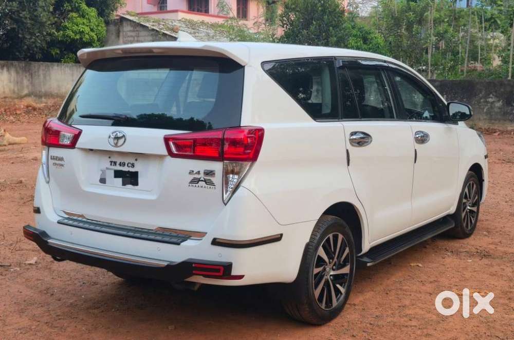 Toyota Innova Crysta