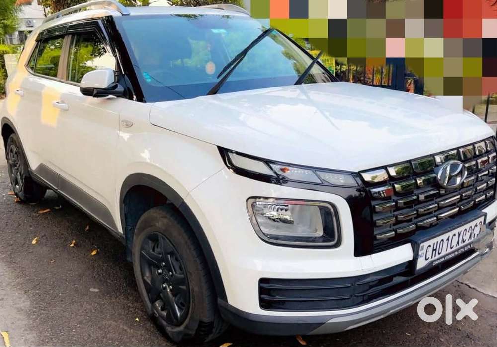 Hyundai Venue S+ 2024 Car December 24