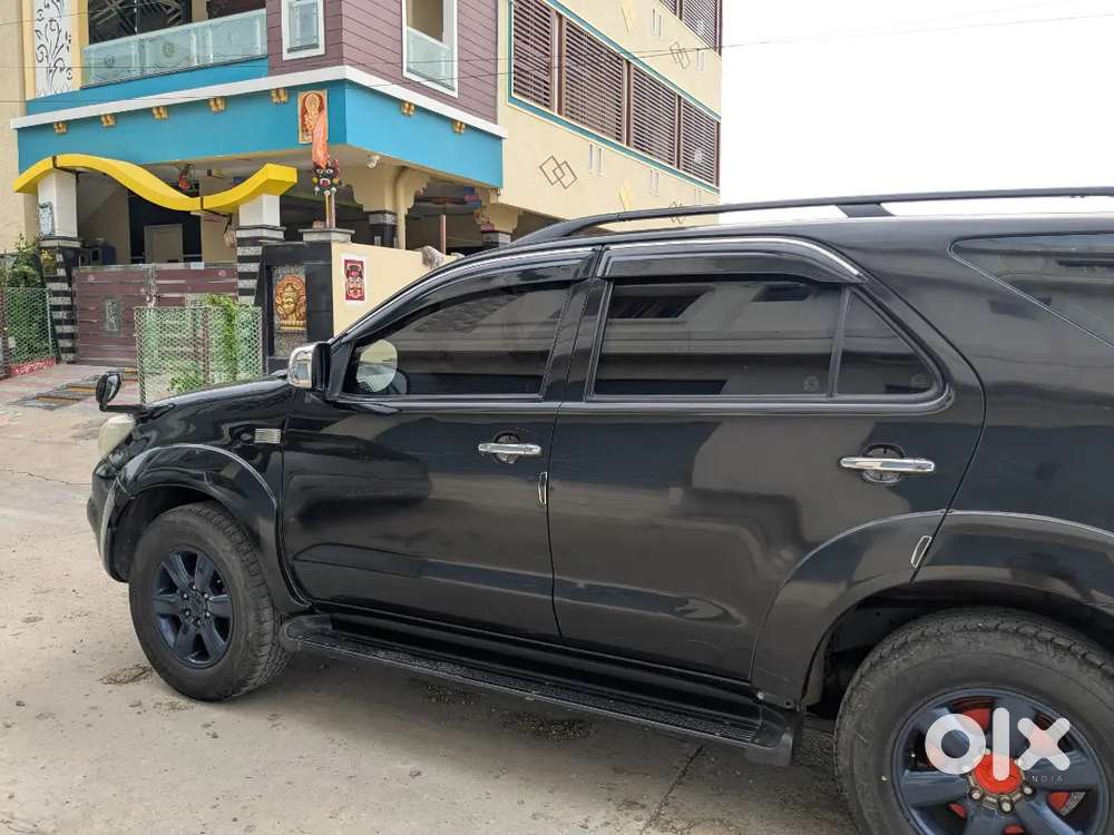 Toyota Fortuner 2011 Diesel Well Maintained