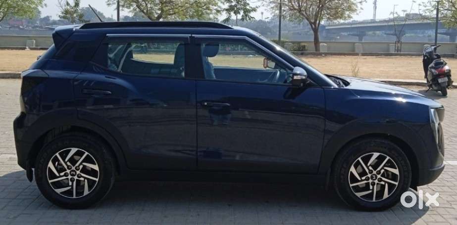 Mahindra Xuv 3xo Ax5l 1.2 Petrol At, 2024, Petrol