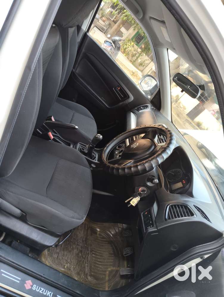 Maruti Suzuki Brezza Ldi, 2018, Diesel