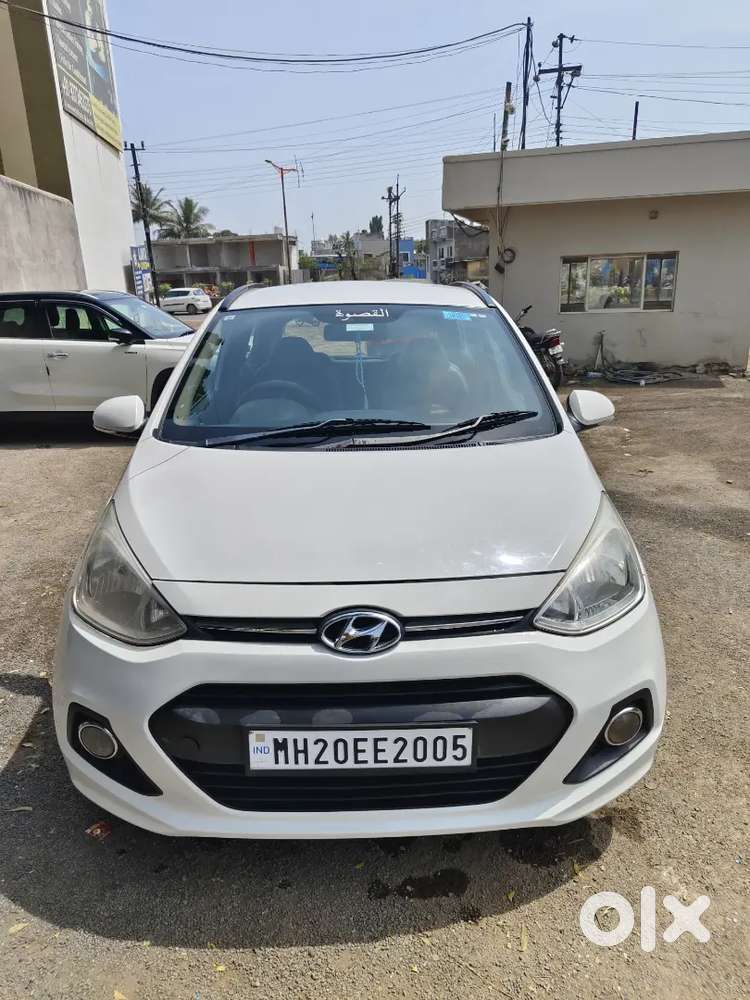 Hyundai Grand I10 Sportz 2017  Excellent Condition  Well Maintained