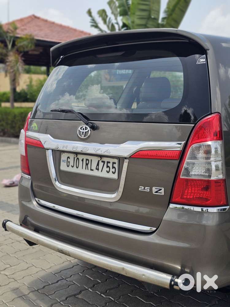 Toyota Innova 2.5 Zx Diesel 7 Seater Bsiii, 2015, Diesel