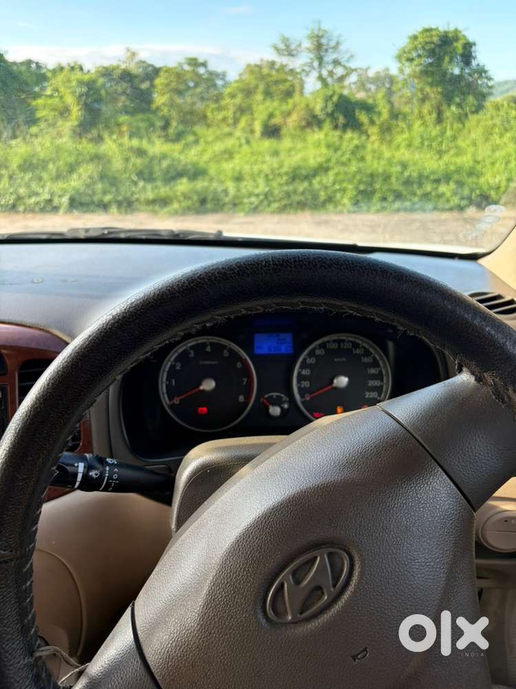 Hyundai Verna Petrol 2011