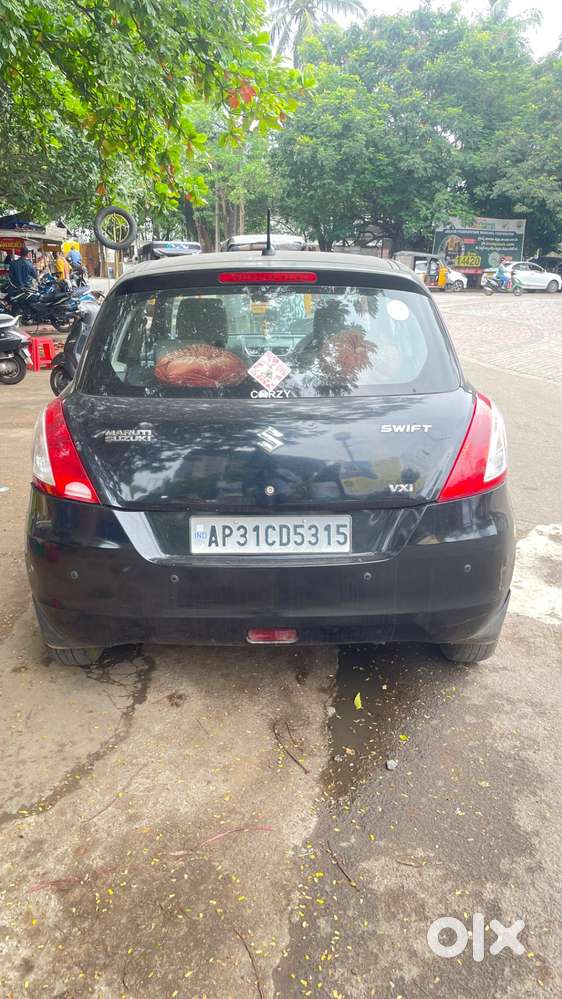 Black Maruti Swift 2013 Petrol Well Maintained