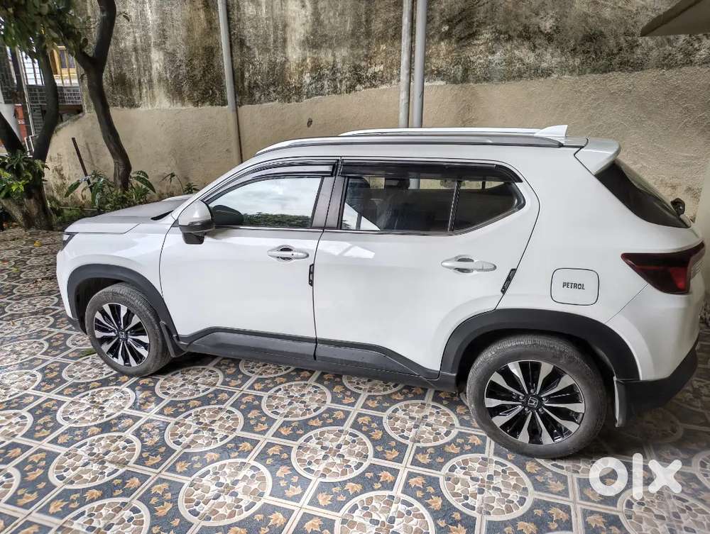 Honda Elevate 2023 Petrol Showroom Condition