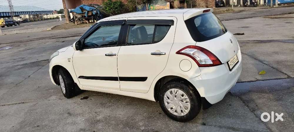 Maruti Suzuki Swift 2016 Petrol 57000 Km Driven 2 Air Bags Abs Brakes