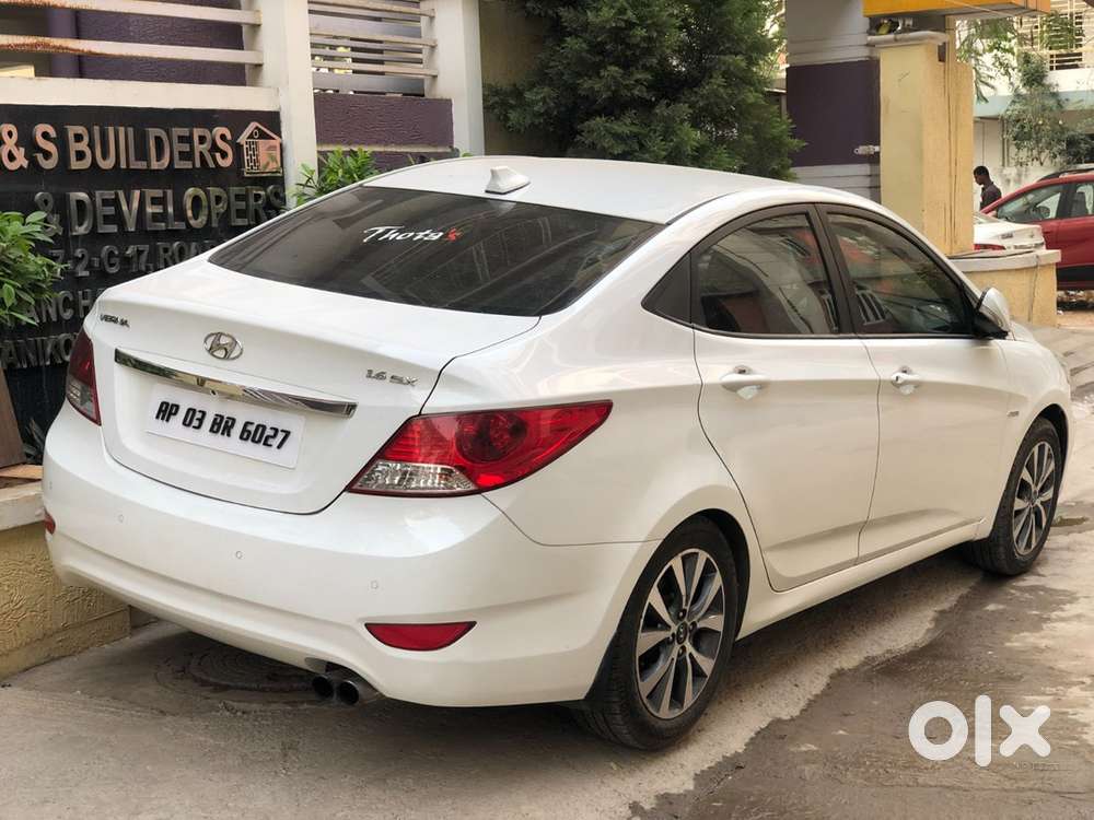 Hyundai Fluidic Verna