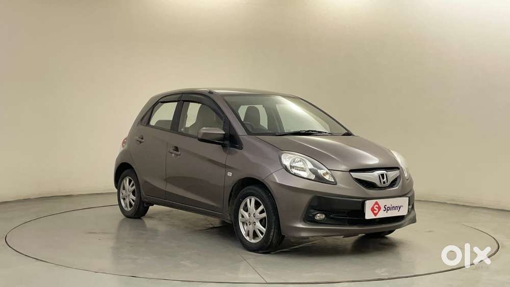 Honda Brio V Mt, 2013, Petrol