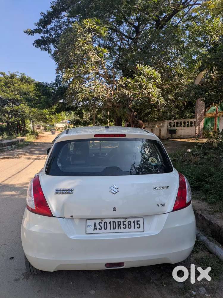 Maruti Suzuki Swift Vxi 2018