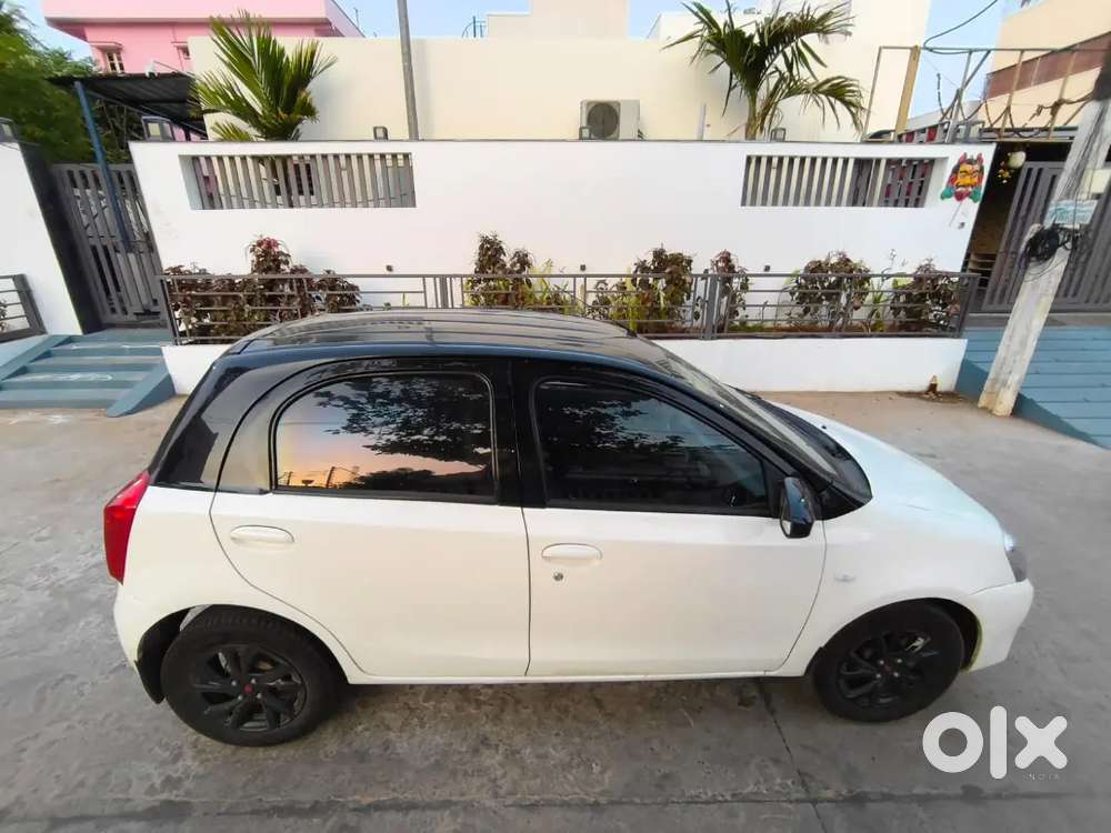 Toyota Etios Liva 2011