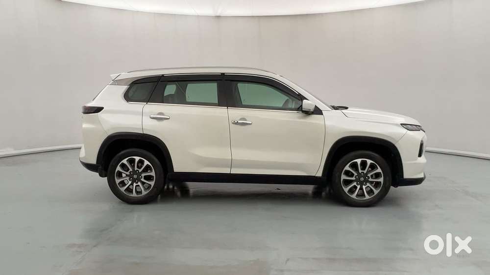 Maruti Suzuki Grand Vitara 1.5 Alpha Plus Intelligent Hybrid Ecvt, 2..