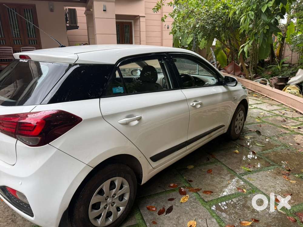 Hyundai I20 Petrol 2019 Low Km In Excellent Condition