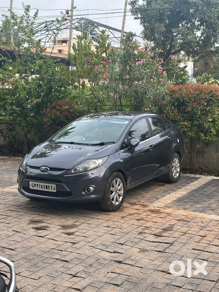 Ford Fiesta Titanium Automatic Car 2012
