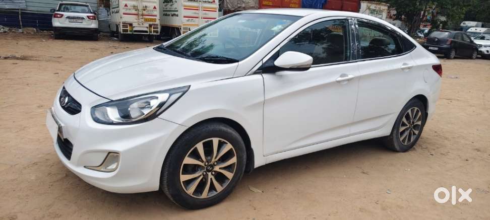 Hyundai Fluidic Verna 1.6 Vtvt Sx, 2014, Petrol