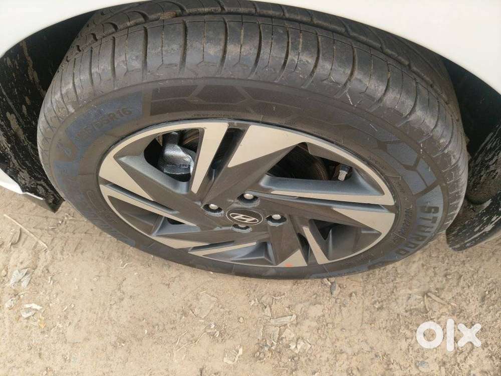 Hyundai New I20 1.2 Asta (o) Ivt, 2021, Petrol
