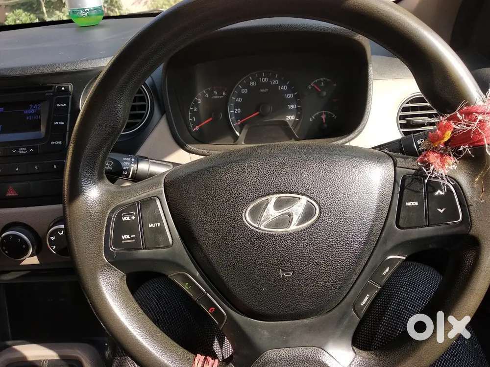 Hyundai Xcent 2015 Diesel Well Maintained