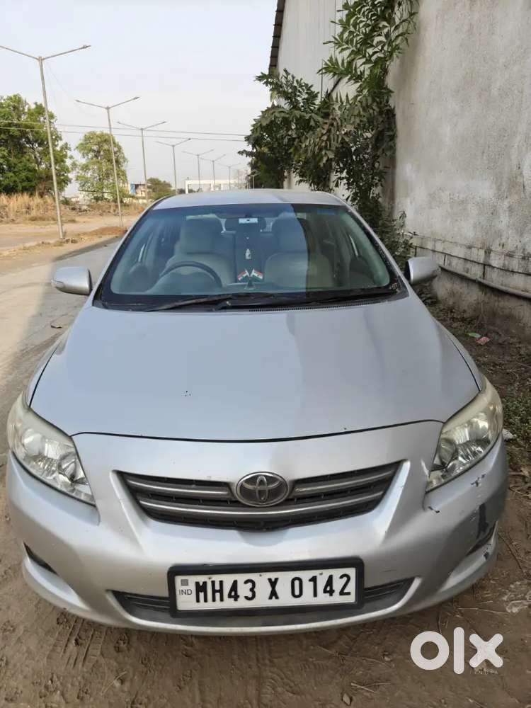 Toyota Corolla Altis Petrol In Good Condition