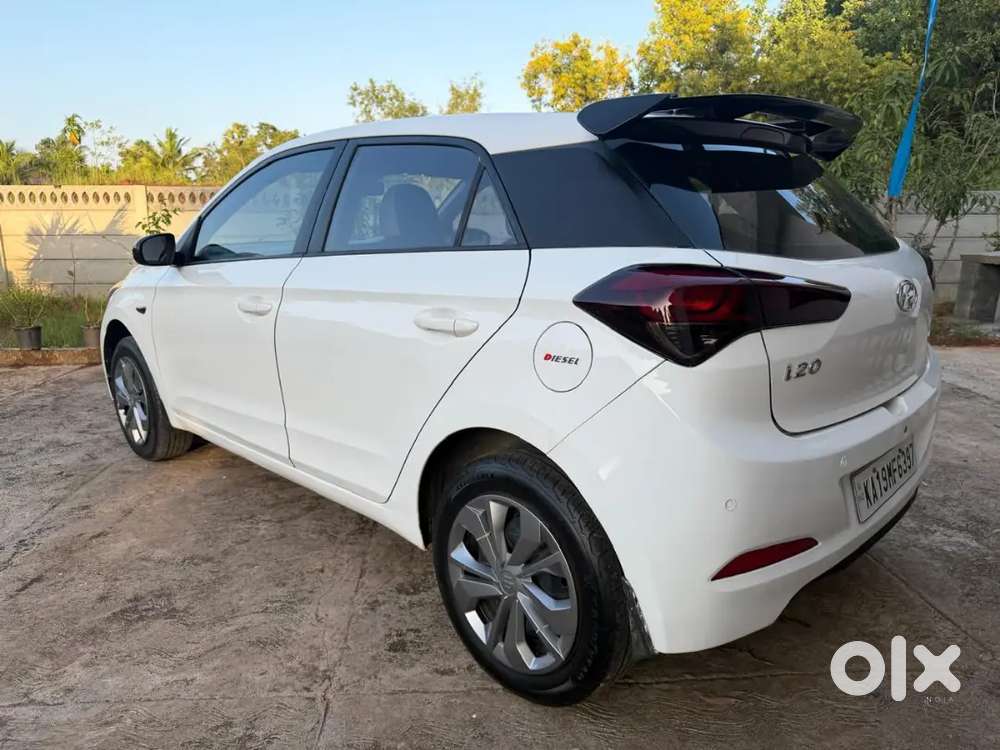 Hyundai Elite I20 1.4 Plus 2015