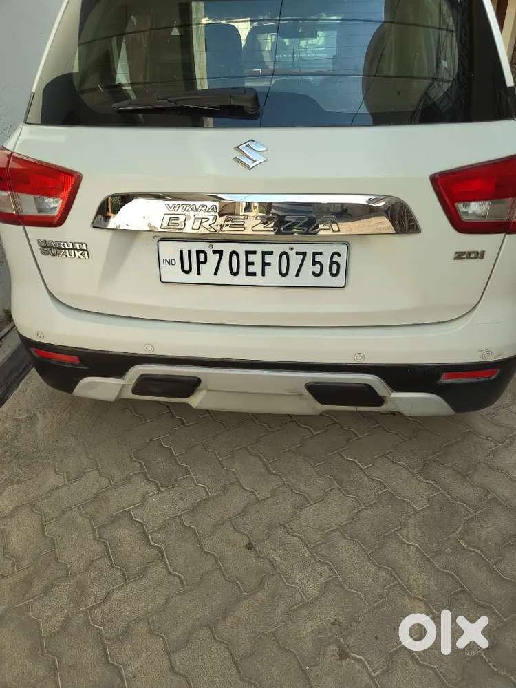 Well-maintained Maruti Suzuki Brezza Zdi  2018 Diesel 70000 Km Driven