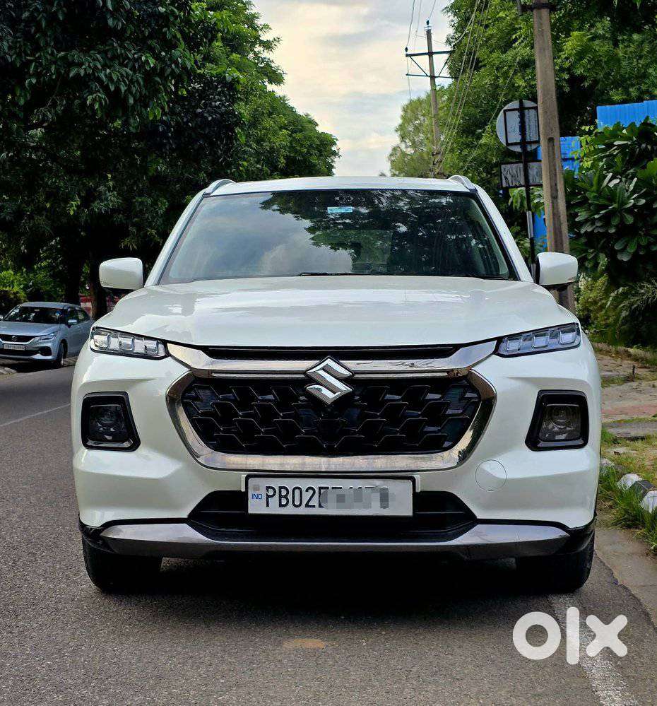 Maruti Suzuki Grand Vitara 1.5 Alpha Plus Intelligent Hybrid Ecvt, 2..