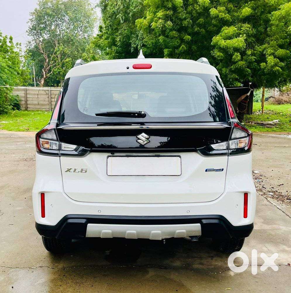 Maruti Suzuki Xl6 1.5 Alpha At, 2023, Petrol