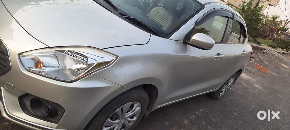 Maruti Suzuki Dzire 1.2 Vxi Amt, 2018