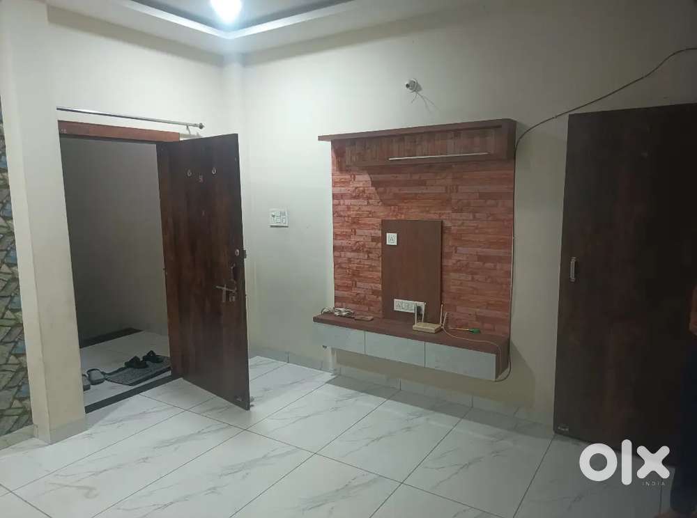 2bhk flat for rent available
