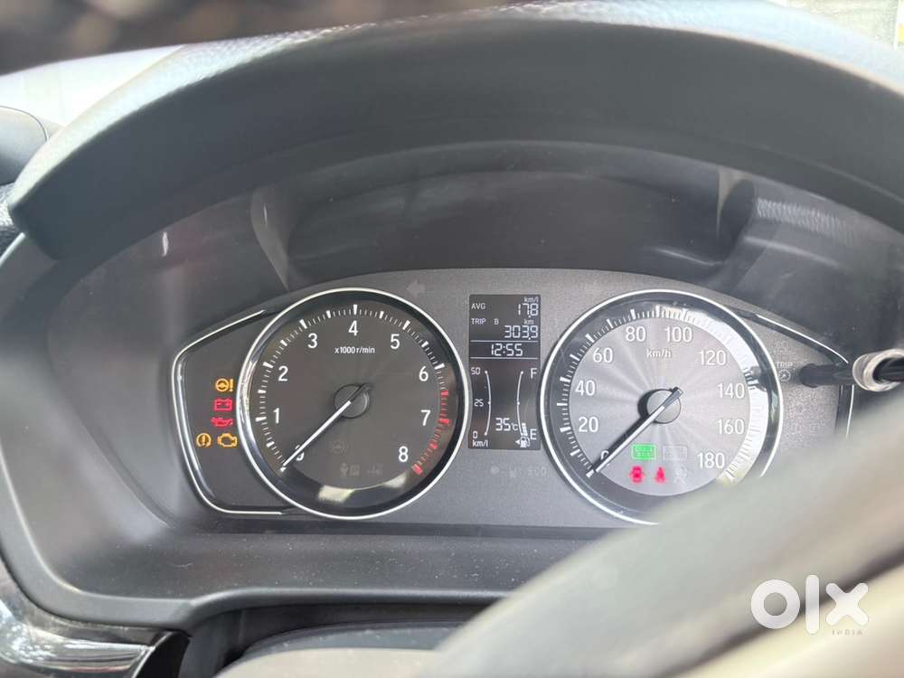 Honda Amaze 2023 Petrol Manual 46869 Km Driven