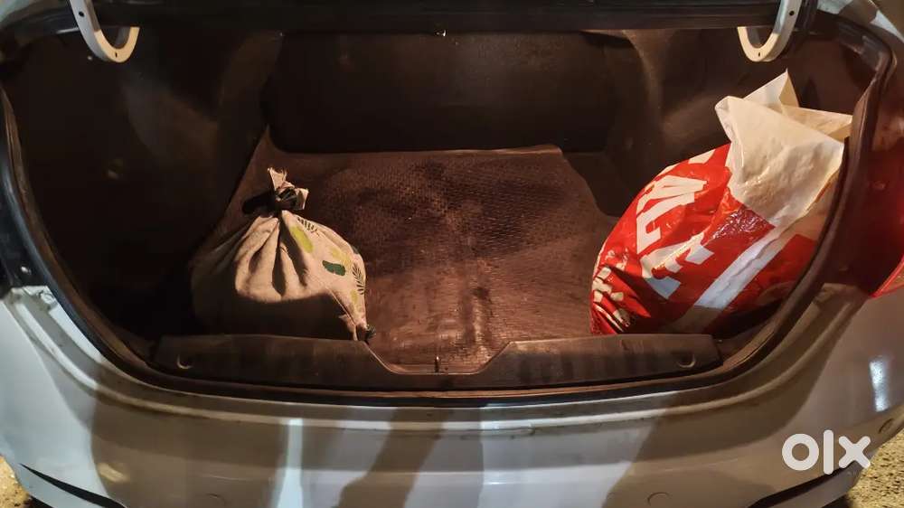 Selling My Premium Maruti Suzuki Ciaz Zdi+ Shvs 2016 Diesel.