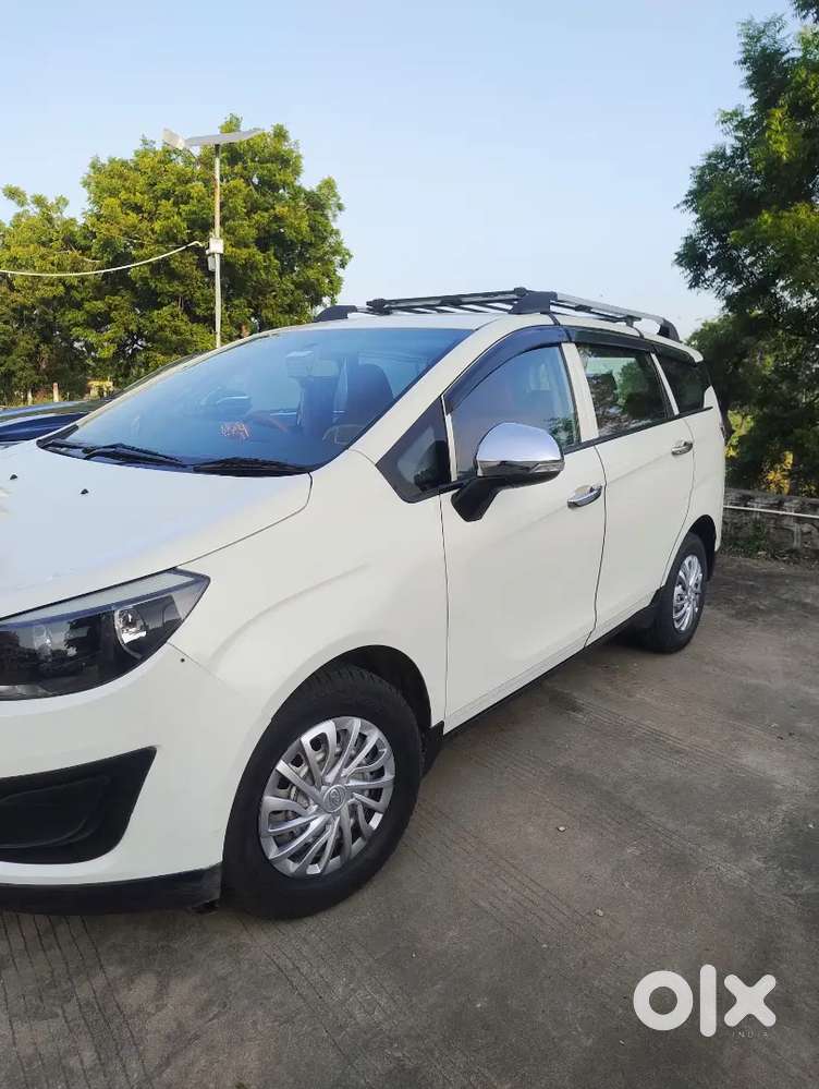 Mahindra Marazzo 20-10-2018 Original Km 111265  सिर्फ घर में चलाई