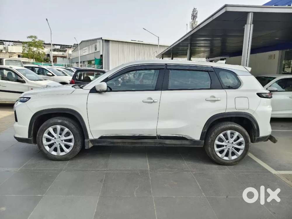 Maruti Suzuki Grand Vitara 1.5 Sigma Smart Hybrid, 2025, Petrol