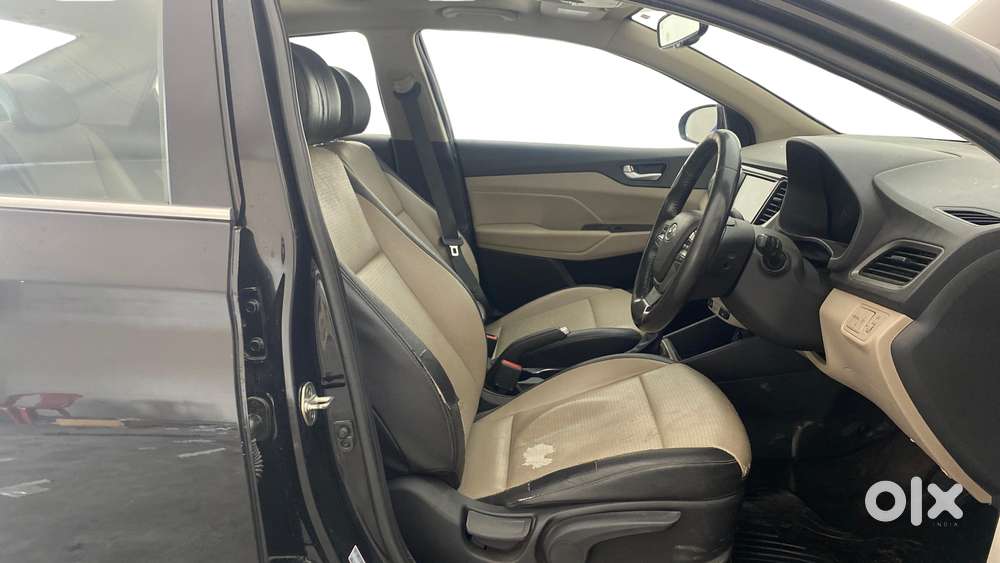 Hyundai Verna 1.6 Sx (o) Vtvt At, 2017, Petrol