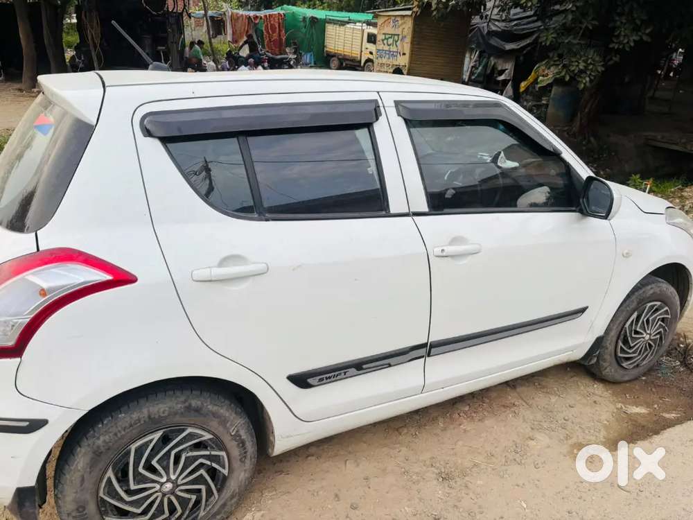 Maruti Suzuki Swift 2016 Petrol Manual