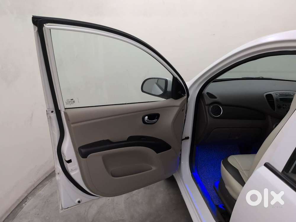Hyundai I10 Sportz 1.1 Irde2, 2016, Petrol
