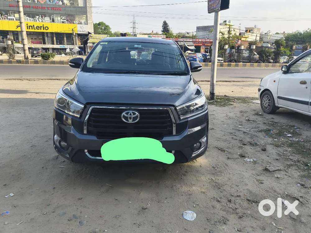 Toyota Innova Crysta 2016 Diesel Well Maintained