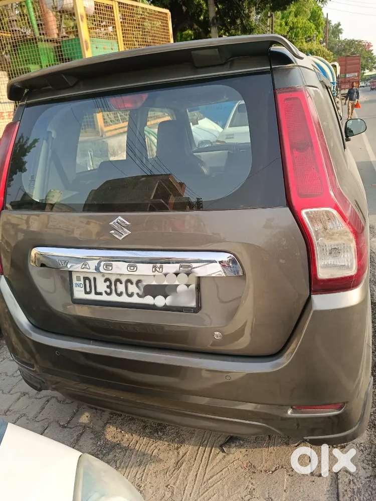 A Well Maintained Car With 2 Keys And Comfortable To Drive