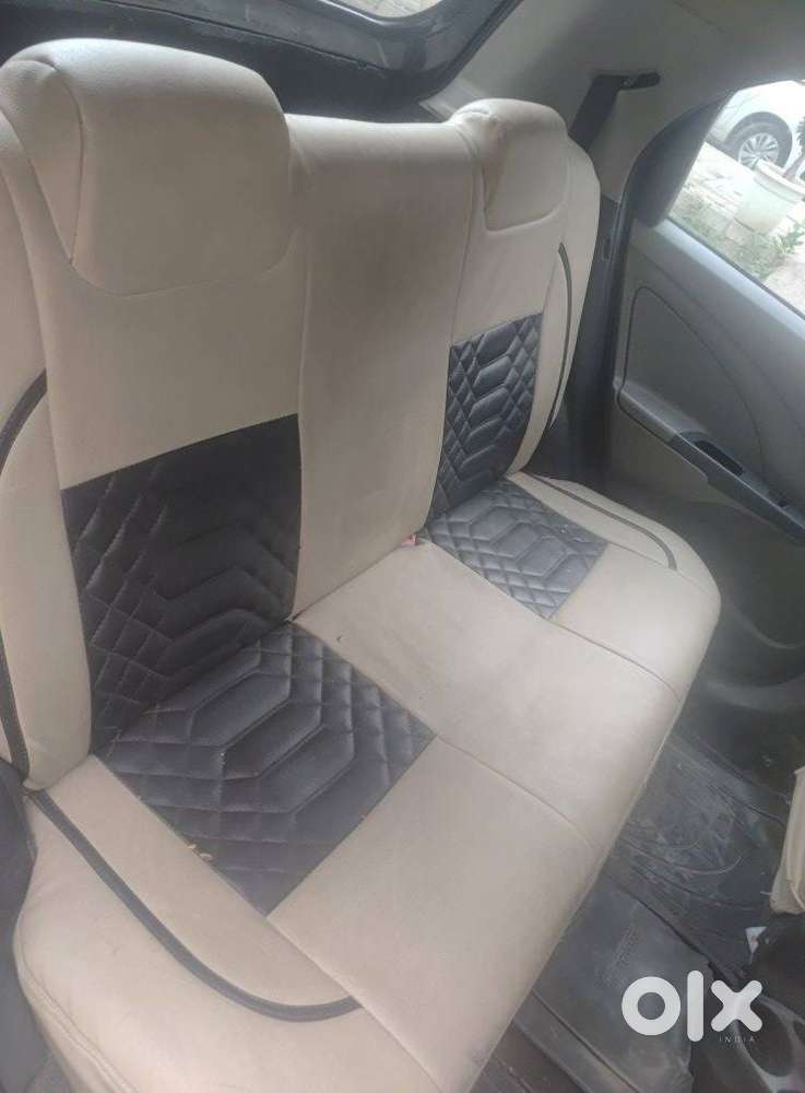 Toyota Etios Liva 2011-2012 G, 2011, Petrol