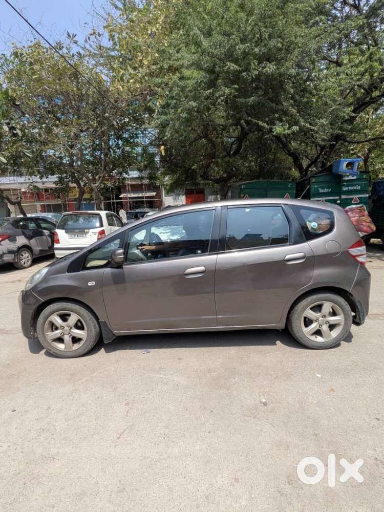 Honda Jazz V Mt Privilege, 2012