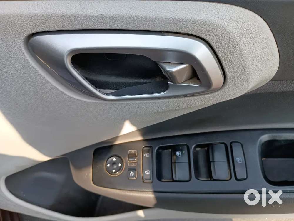 Hyundai Aura 2020 Petrol Amt