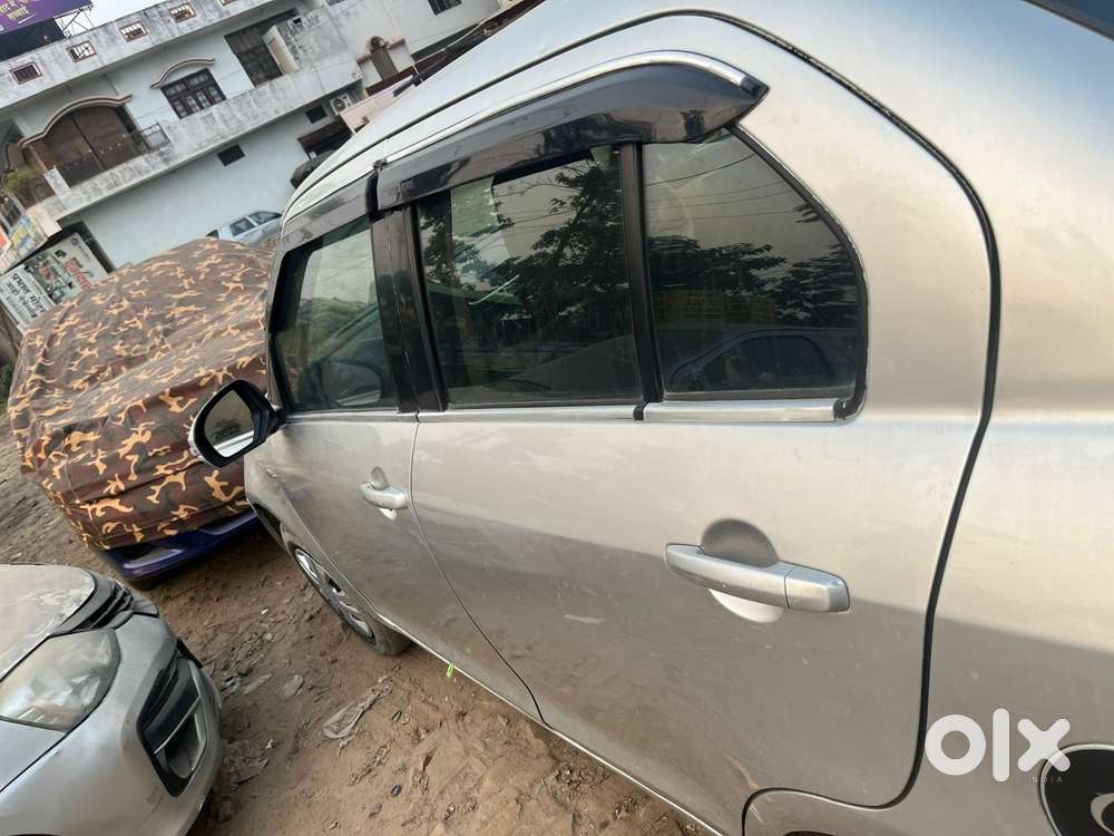 Maruti Suzuki Swift Dzire Vdi (o), 2015, Diesel