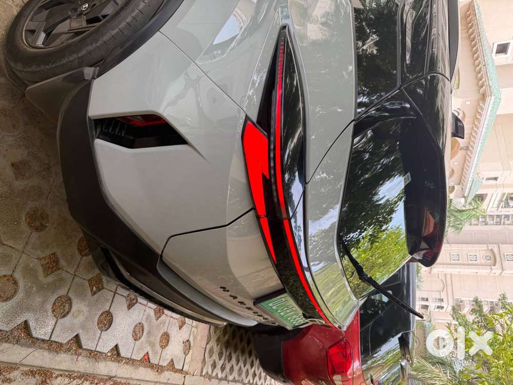 Tata Harrier Ev Fearless 65kw