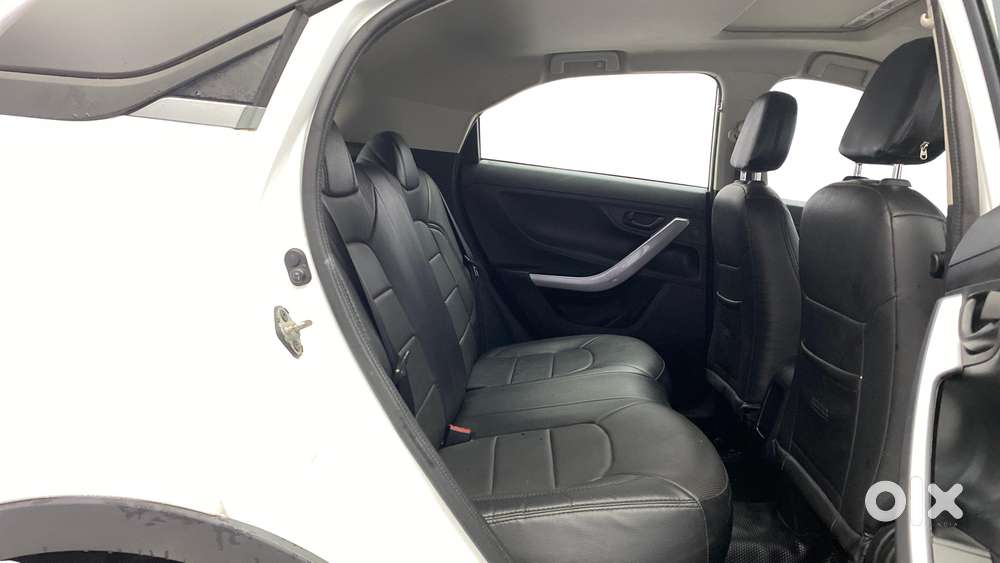 Tata Nexon 1.2 Revotron Xm (s), 2021, Petrol