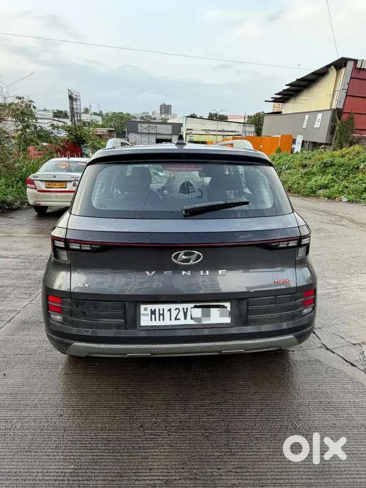 Hyundai Venue Sx(o) Turbo Top Model 2023